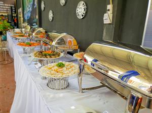 Lựa chọn hình thức tiệc buffet năng động và náo nhiệt trong buổi tiệc khánh thành